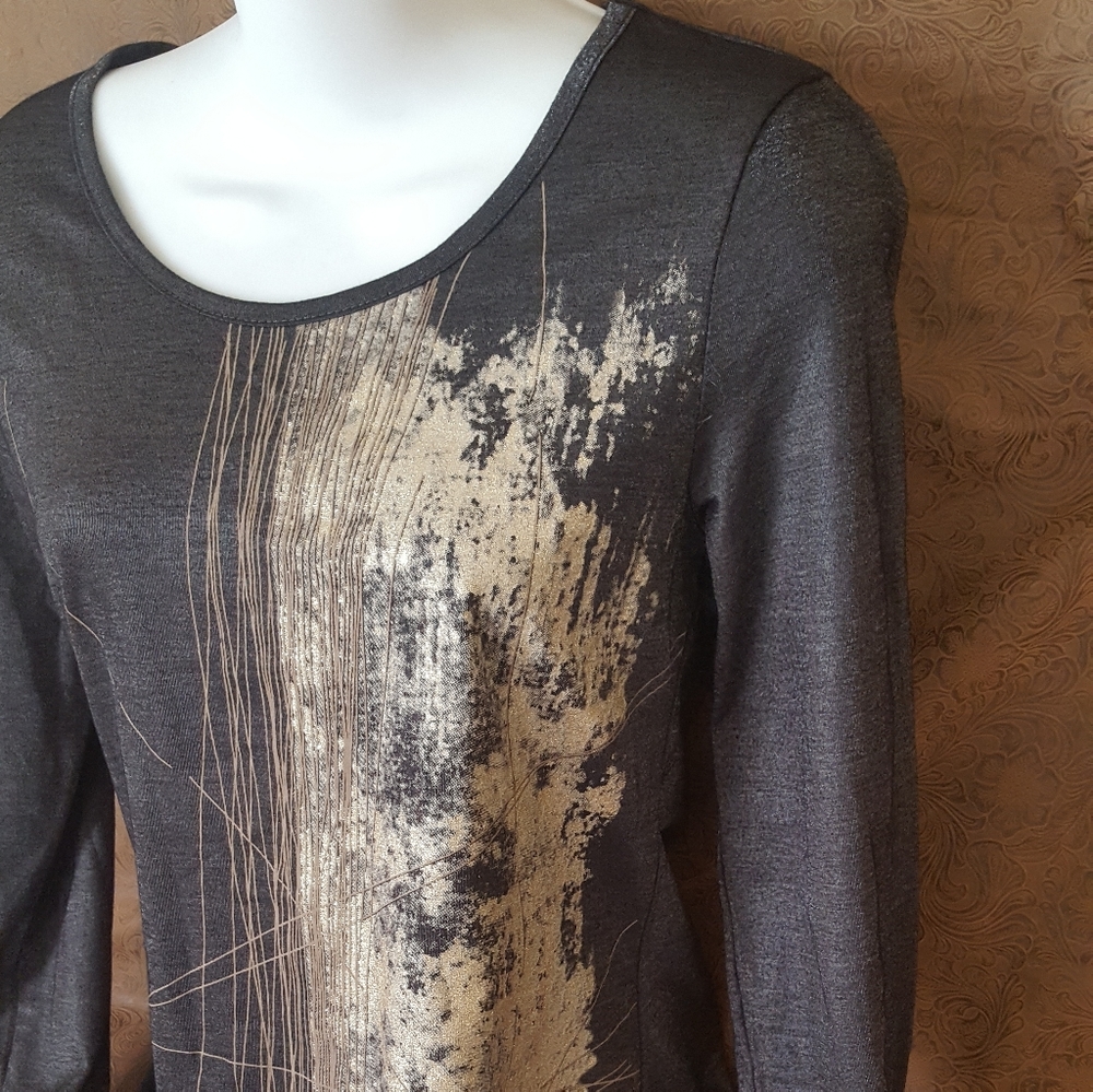 Size small black gold blouse shimmery